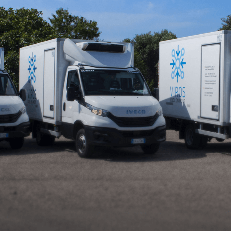 Flotta Viros che rappresenta i mezzi a disposizione dei nsotri clienti per completare i loro trasporti attraverso la nostra organizzazione
